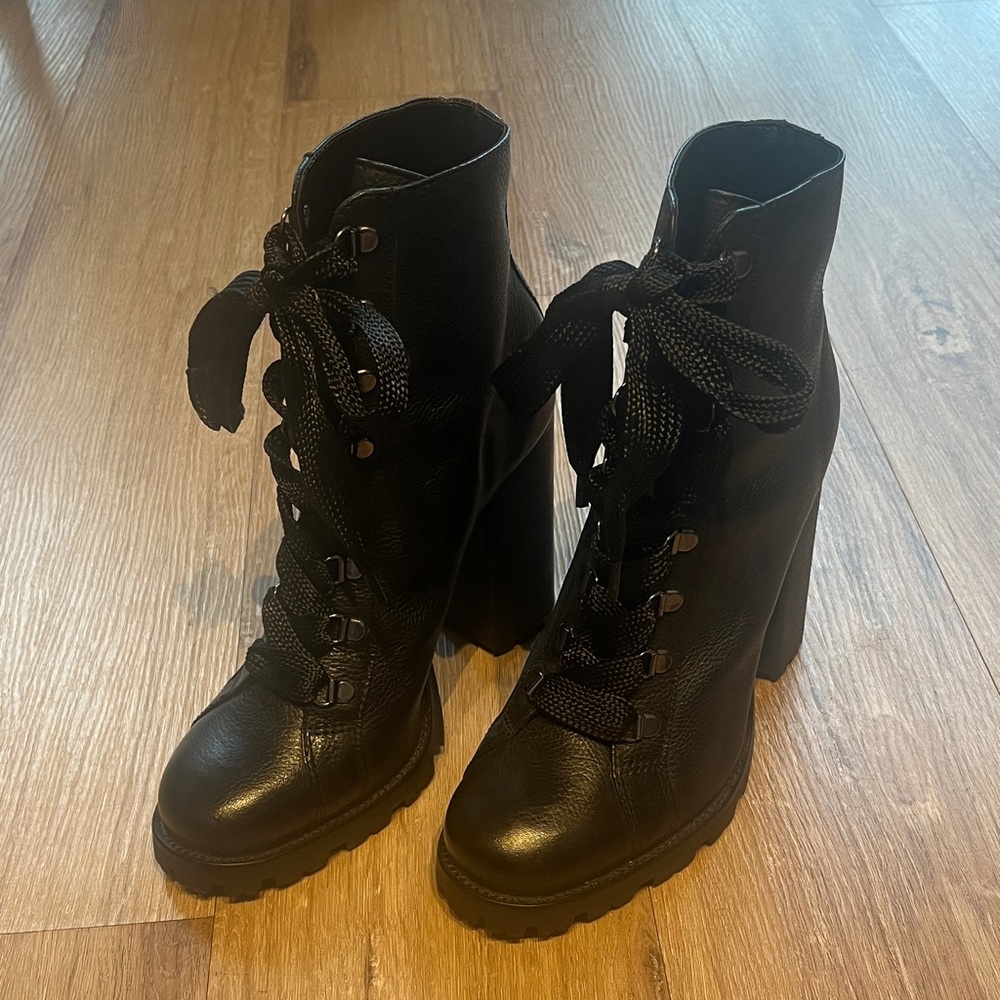 NWOT Schutz Black Lace-Up Ankle Boots